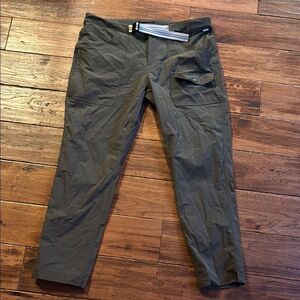 listing-status-banner